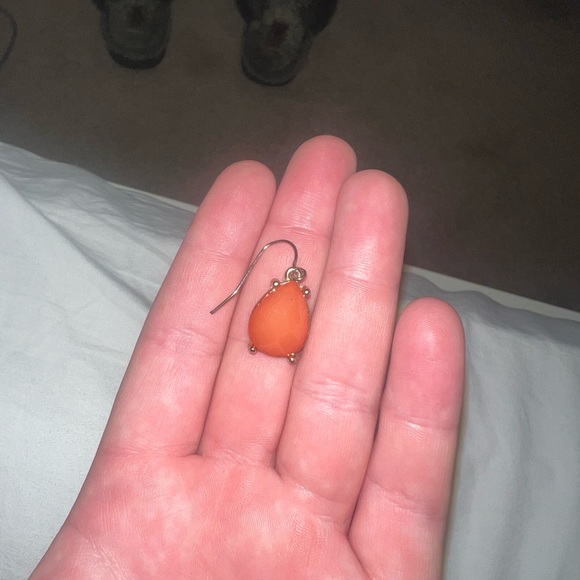 Kendra Scott Earrings - Picture 5 of 5